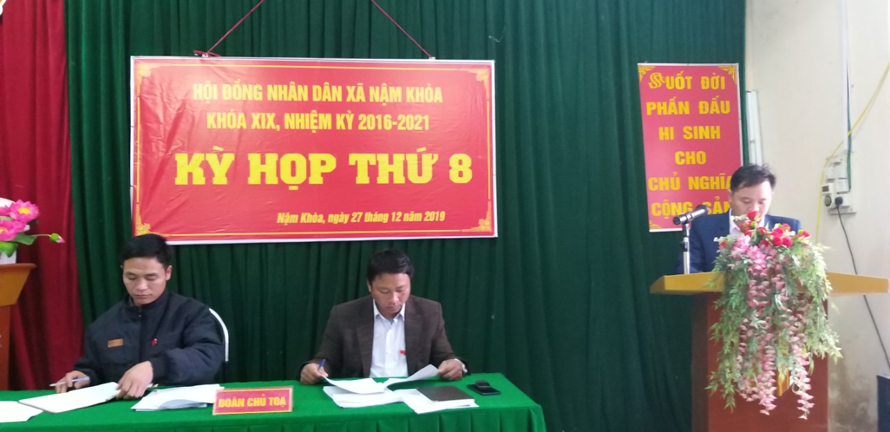Ngày 27/`12 tại hội trường UBND xã, xã Nậm Khòa đã tổ chức kỳ họp lần thứ 8 HĐND xã khóa XIX nhiệm kỳ 2016 – 2021.